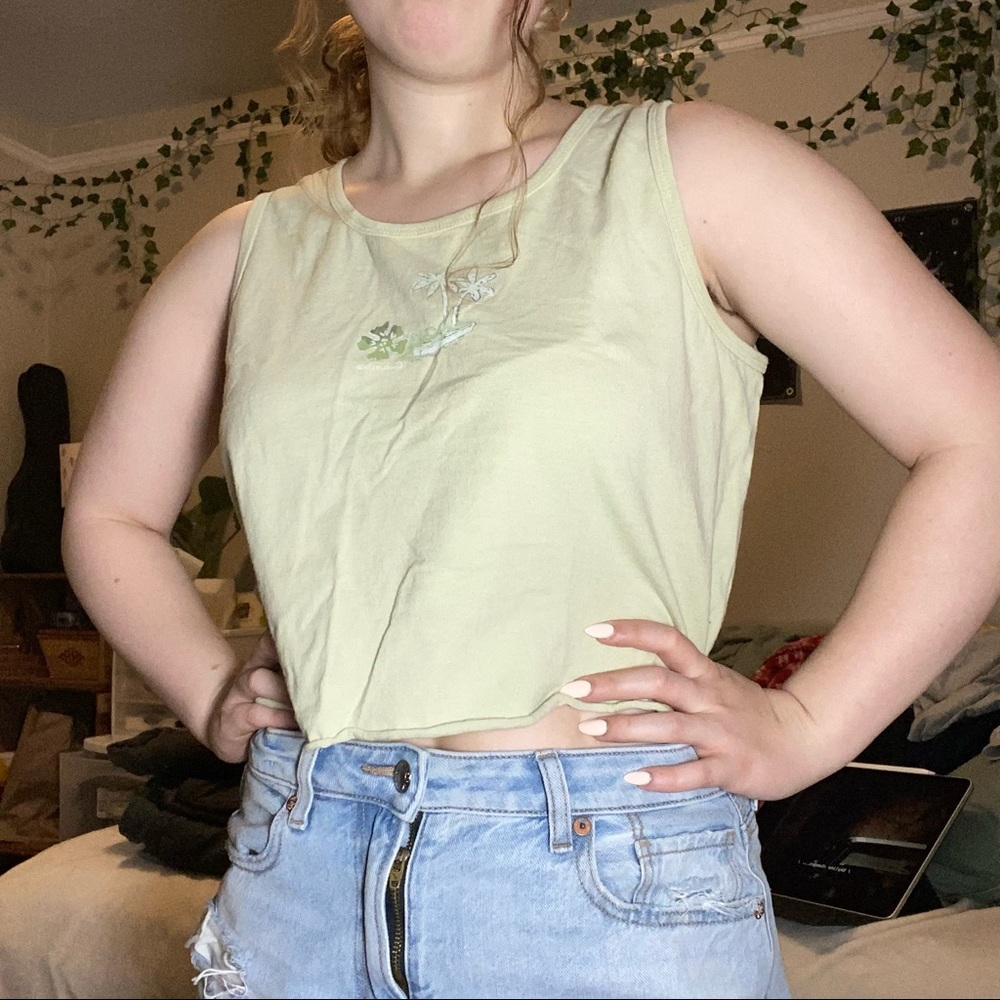 Columbia Cropped Muscle Tank